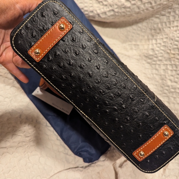 NWT Dooney & Bourke Small Lexington Bag - Picture 3 of 7